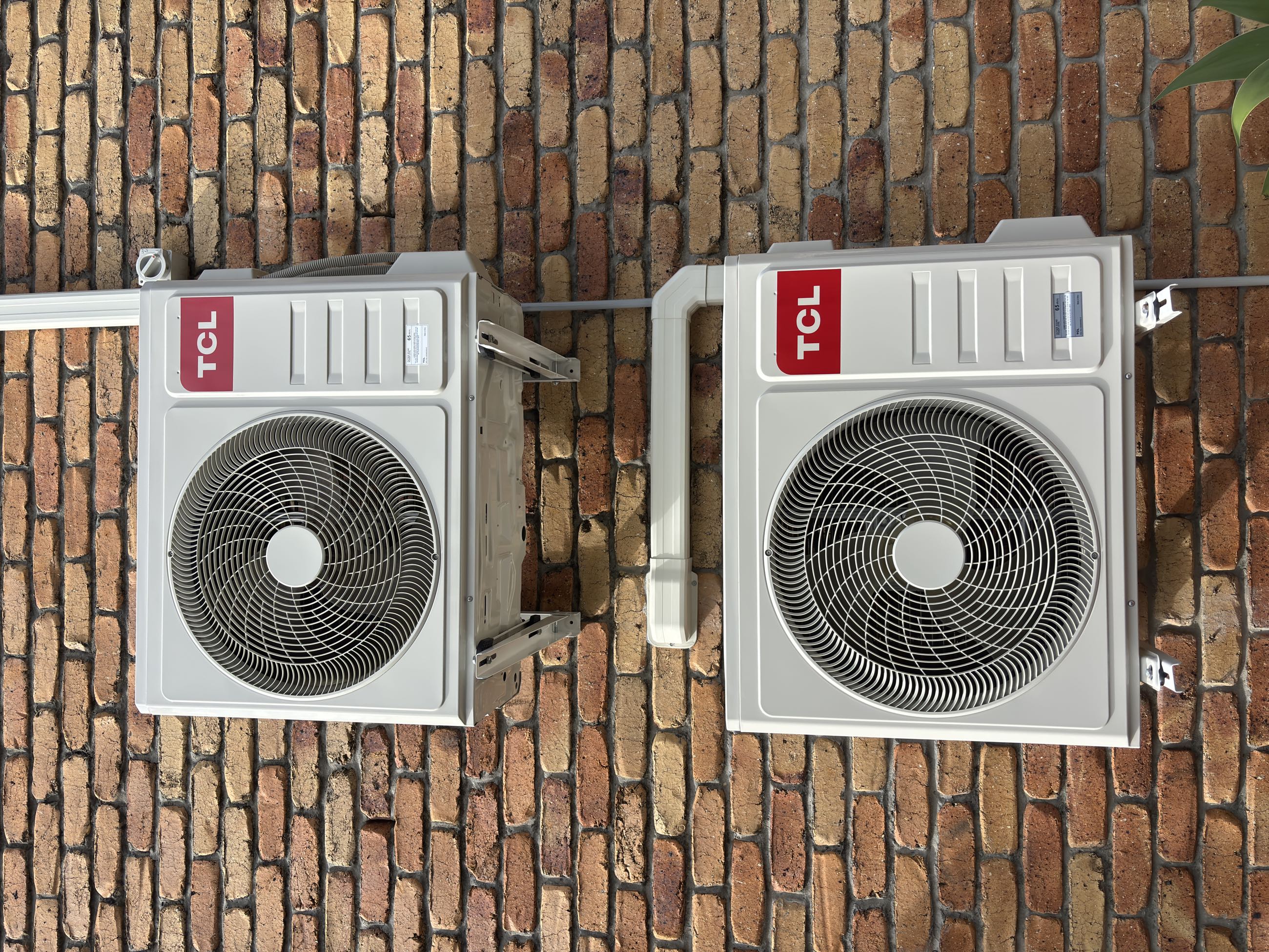 Split system air conditioning installed by Sparkez Electrical in Mermaid Waters, Gold Coast